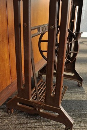 画像3: 足踏みミシンテーブル（MARUZEN）