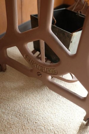 画像3: 足踏みミシン脚（FUKUSUKE）