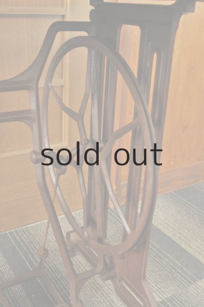 画像2: 足踏みミシンテーブル（JANOME・職業用） (2)