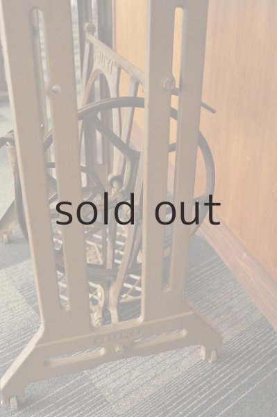 画像3: 足踏みミシンテーブル（JUKI） (3)