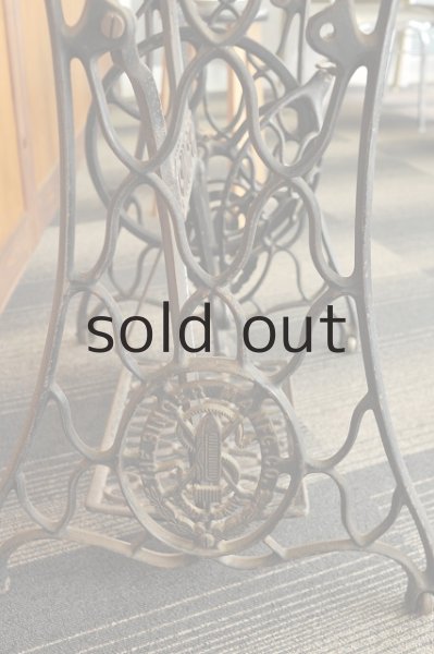 画像3: 足踏みミシンテーブル(SINGER) (3)