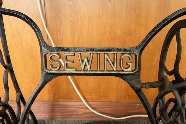 画像3: 足踏みミシンテーブル（SEWING） (3)