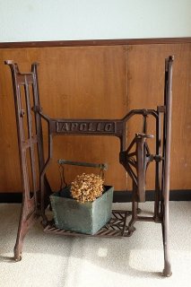 足踏みミシンテーブル(RICCAR） - 流木素材市場 阿波遊木