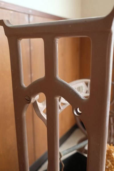 画像2: 足踏みミシン脚（FUKUSUKE）