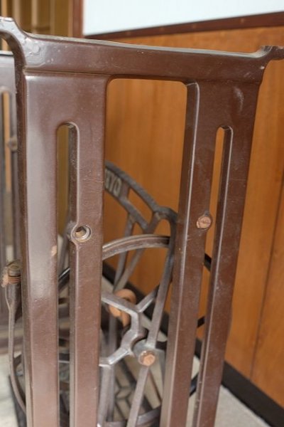 画像7: 足踏みミシン脚（SANKYO） (7)