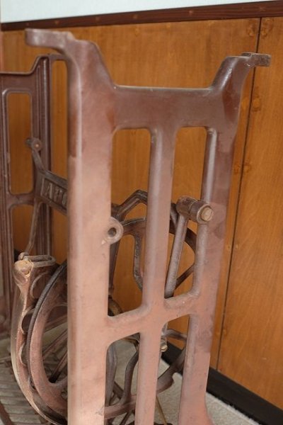 画像5: 足踏みミシン脚（APLLO） (5)