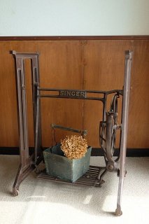 足踏みミシンテーブル（SINGER・職業用） - 流木素材市場 阿波遊木