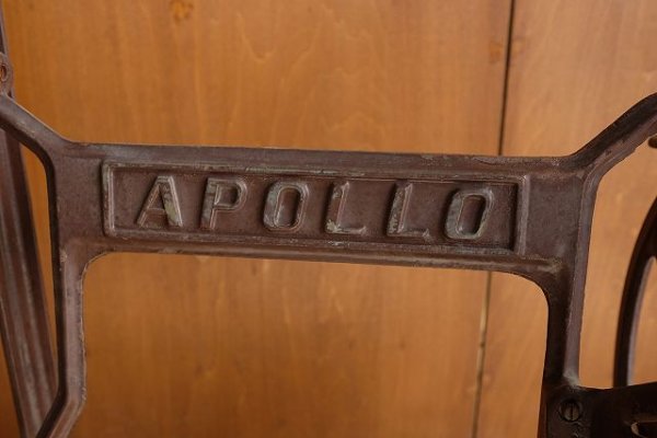 画像2: 足踏みミシン脚（APLLO） (2)