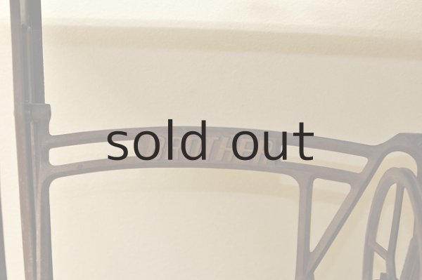 画像2: 足踏みミシンテーブル（BROTHER） (2)