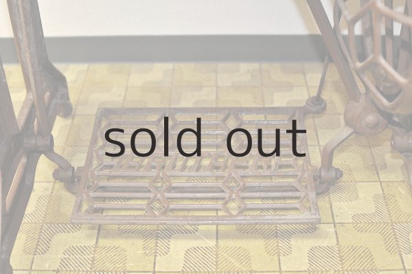 画像3: 足踏みミシンテーブル（BROTHER） (3)